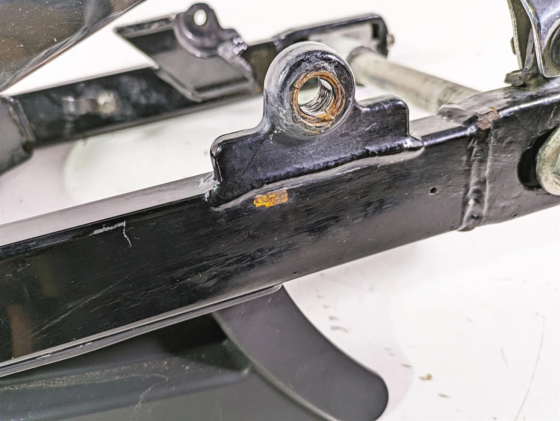2012 Harley FLD Dyna Switchback Rear Swingarm & Belt Guards 47820-10 - Image 9