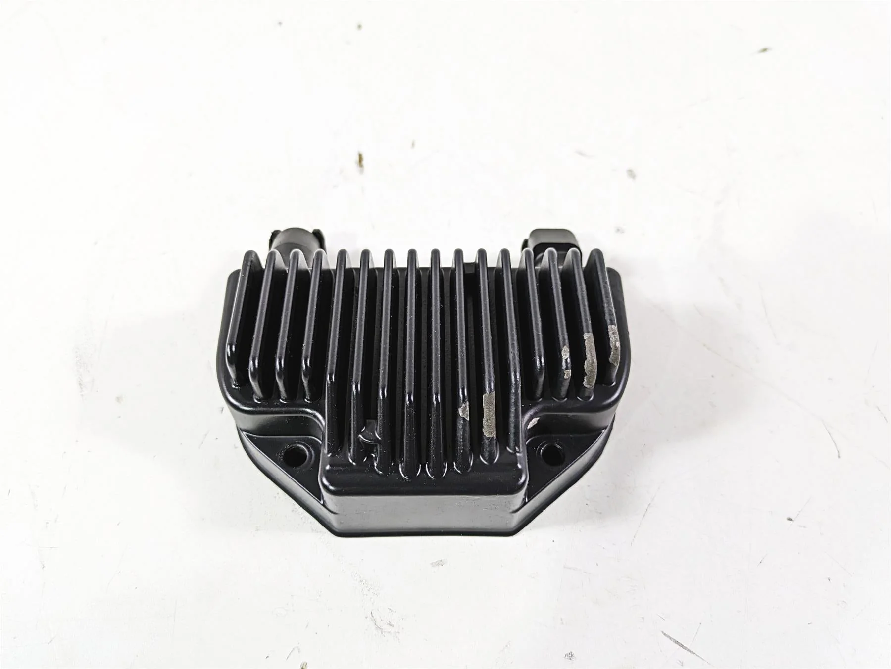 2012 Harley FLD Dyna Switchback Rectifier Voltage Regulator 74631-08A