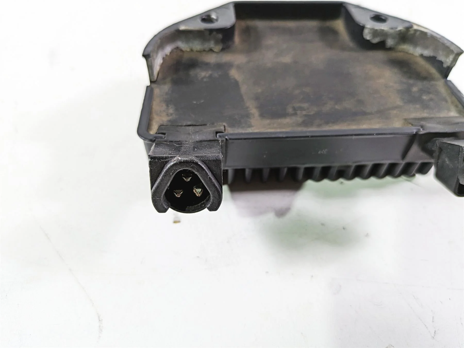 2012 Harley FLD Dyna Switchback Rectifier Voltage Regulator 74631-08A - Image 11