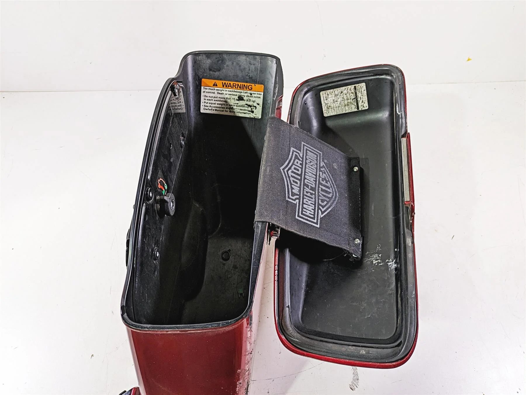 2012 Harley FLD Dyna Switchback Right Saddlebag Saddle Bag RASH 90200018BDK - Image 12