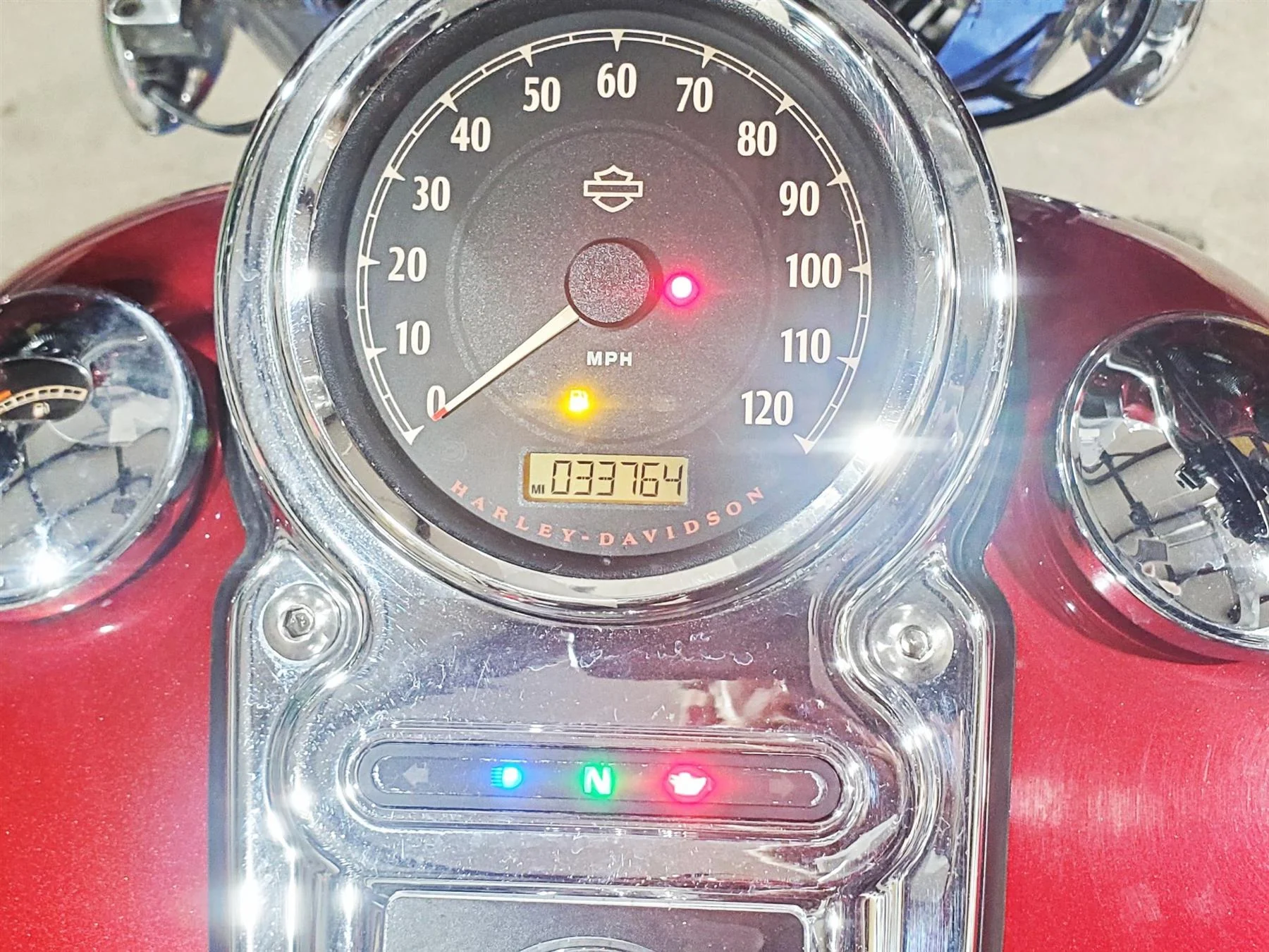 2012 Harley FLD Dyna Switchback Speedometer Gauge Instrument 33K 67096-12 - Image 2