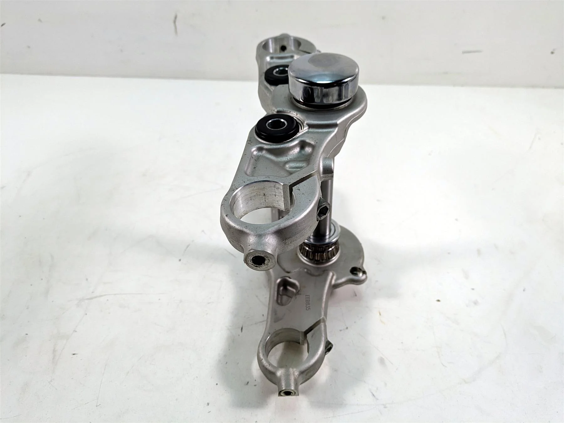 2012 Harley FLD Dyna Switchback Upper Lower Triple Tree Set 41mm 45900025 - Image 10