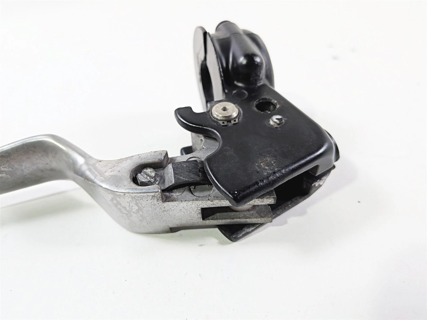 2012 Harley Softail FLSTF Fat Boy Clutch Perch Lever Set P 38608-96 L 45015-96 - Image 10