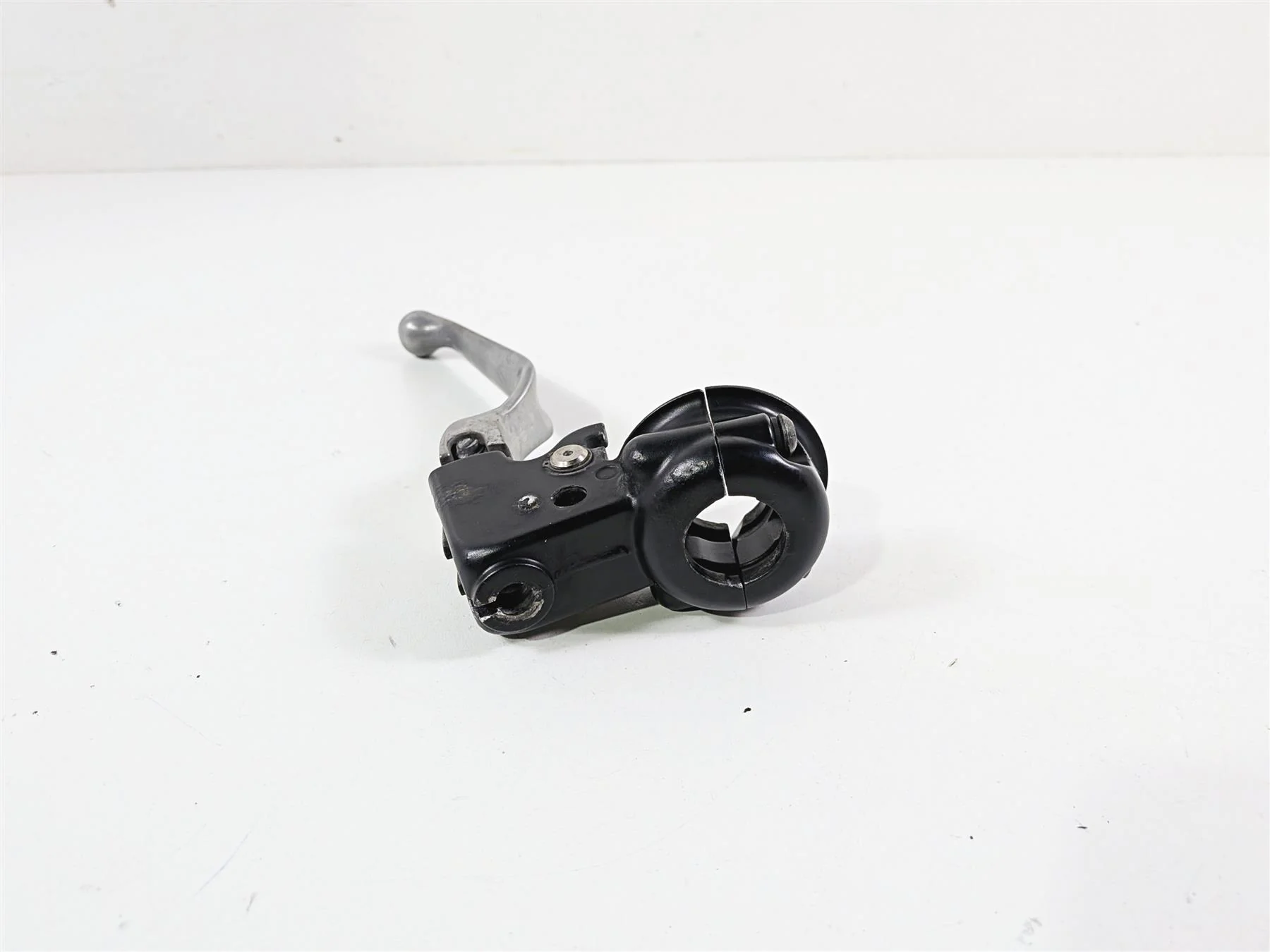 2012 Harley Softail FLSTF Fat Boy Clutch Perch Lever Set P 38608-96 L 45015-96 - Image 3