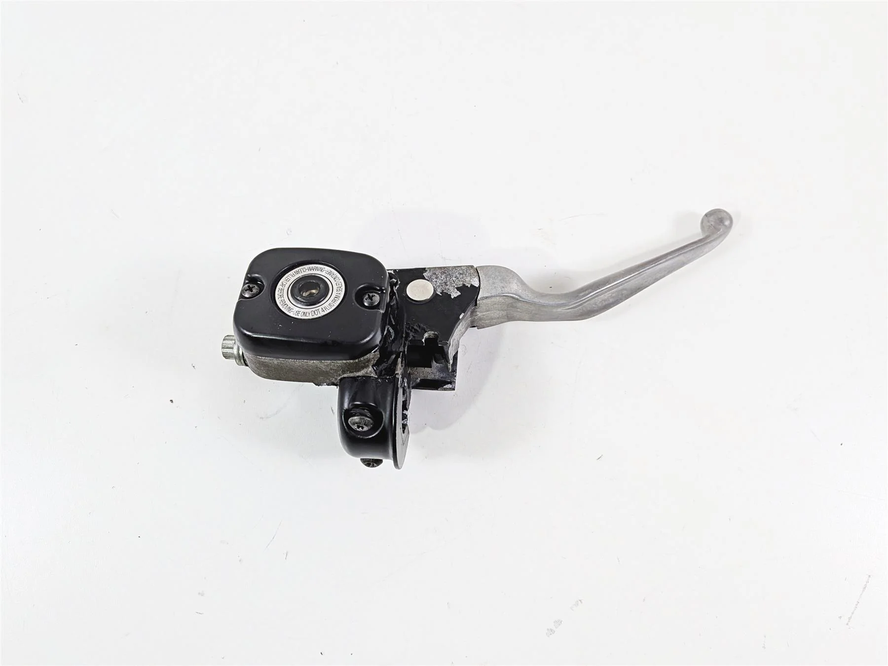 2012 Harley Softail FLSTF Fat Boy Front Brake Master Cylinder 9/16 45029-11D