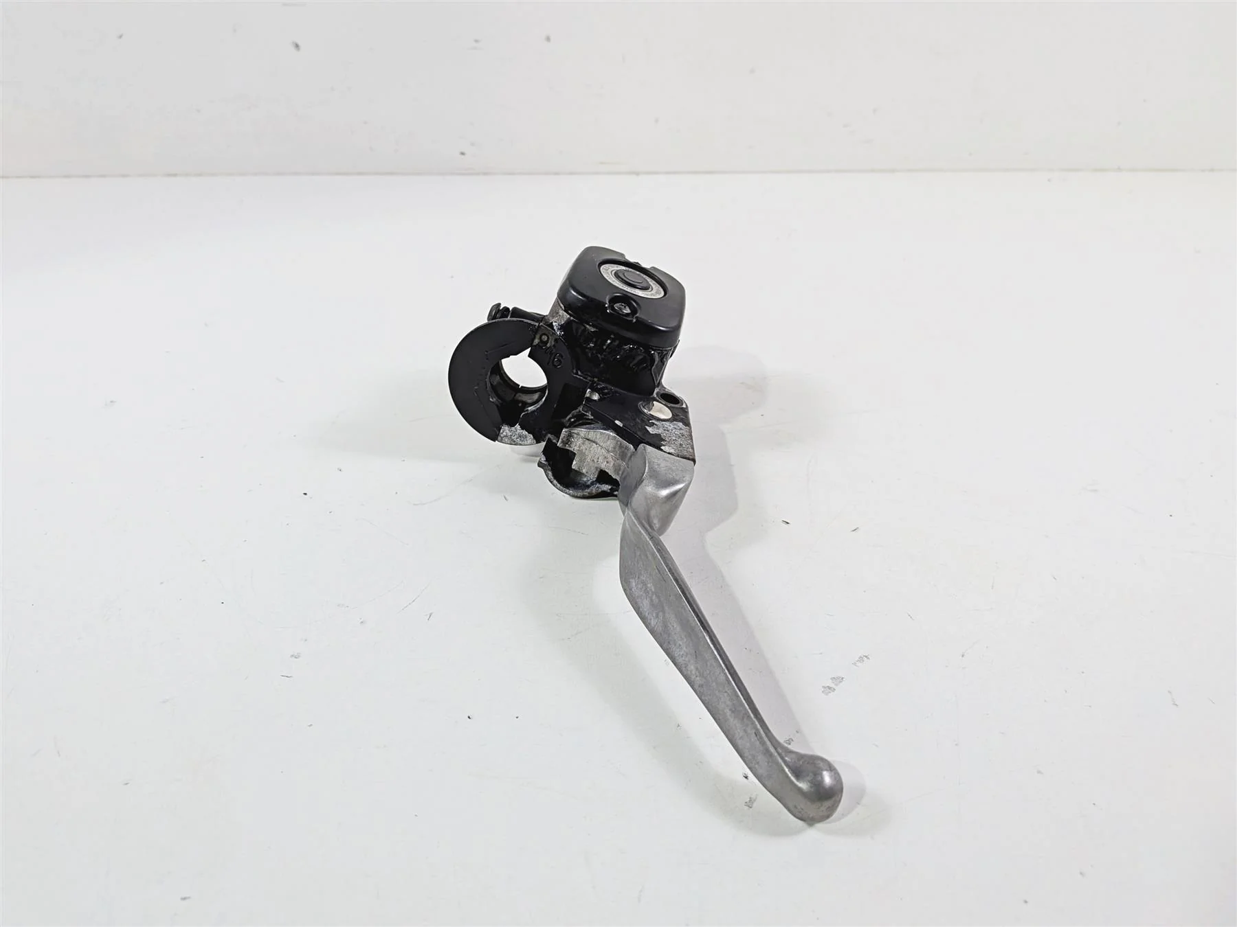 2012 Harley Softail FLSTF Fat Boy Front Brake Master Cylinder 9/16 45029-11D - Image 5