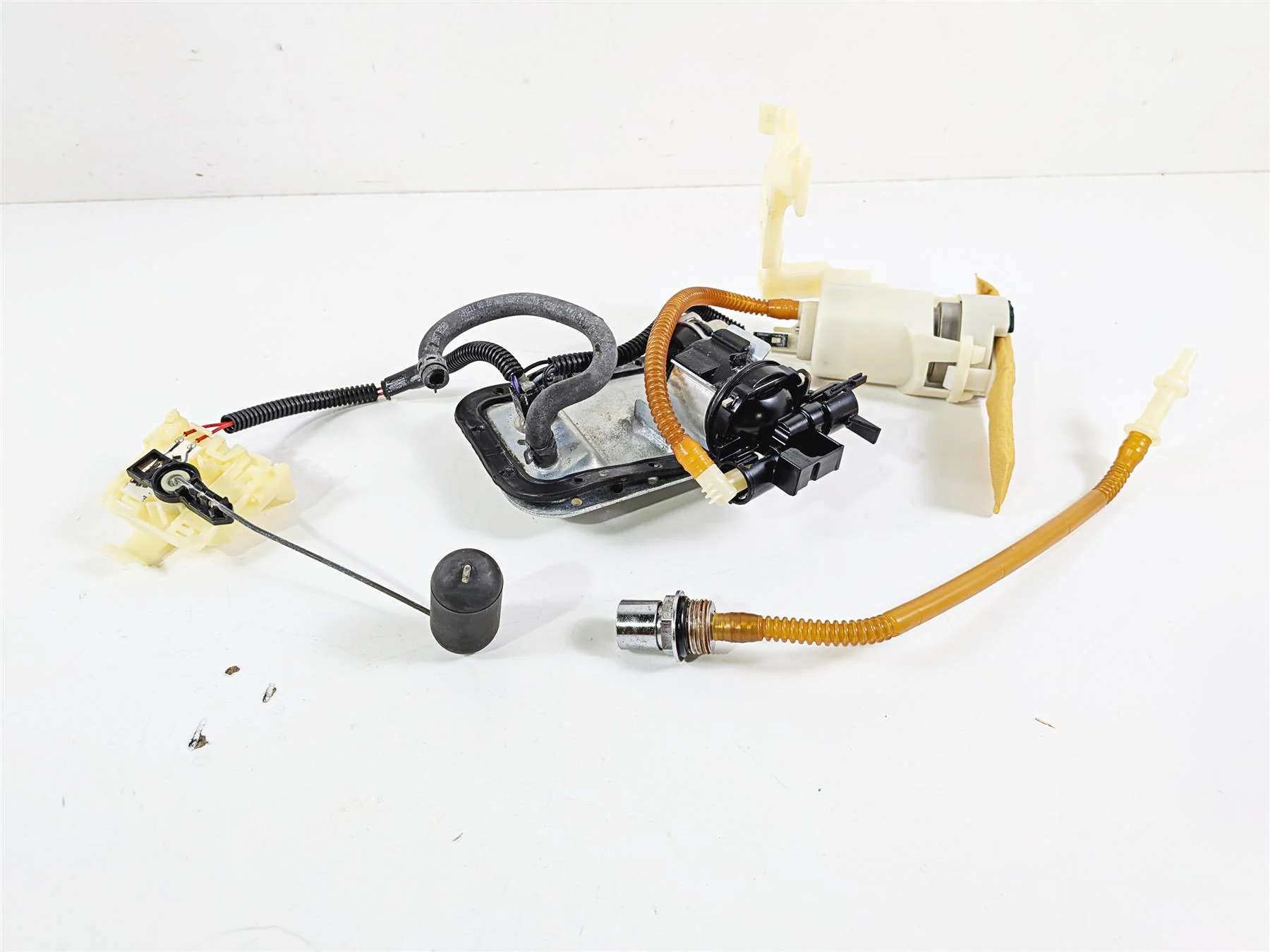 2012 Harley Softail FLSTF Fat Boy Fuel Gas Petrol Pump & Sender 75141-11A - Image 12