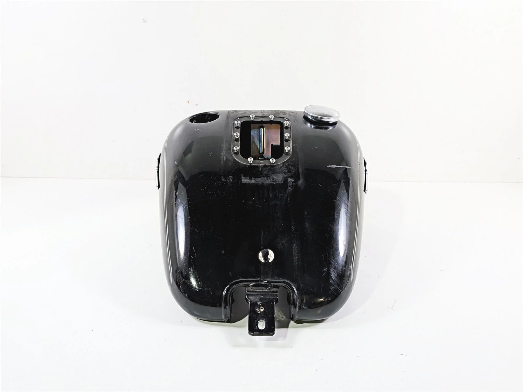 2012 Harley Softail FLSTF Fat Boy Fuel Gas Petrol Tank 61625-11 - Image 2