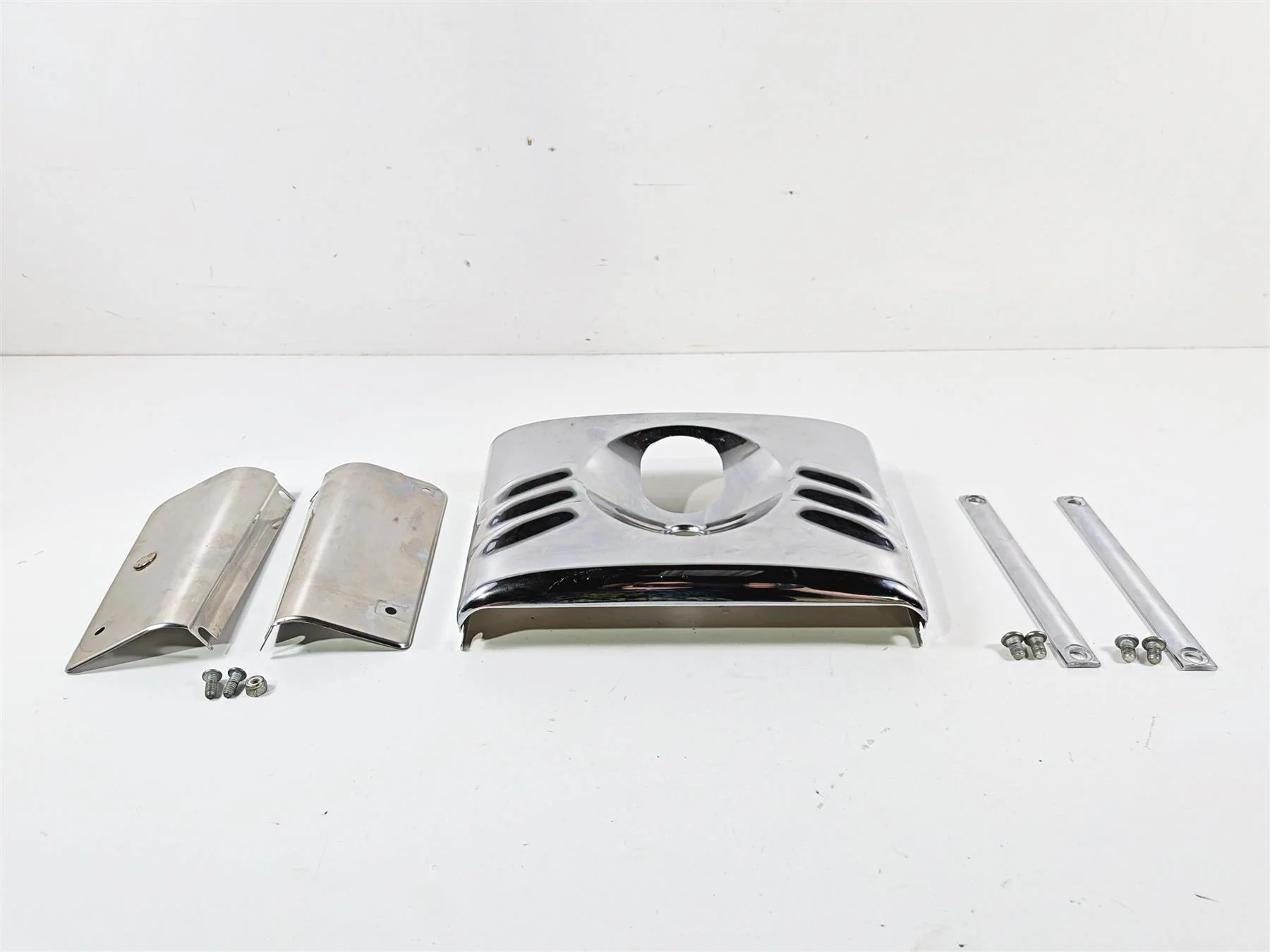 2012 Harley Softail FLSTF Fat Boy Headlight Panel Cover Set 67982-07 - Image 2