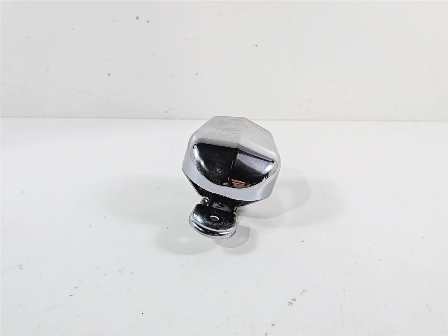 2012 Harley Softail FLSTF Fat Boy Horn & Chrome Cover 61300478A 69060-90H - Image 2
