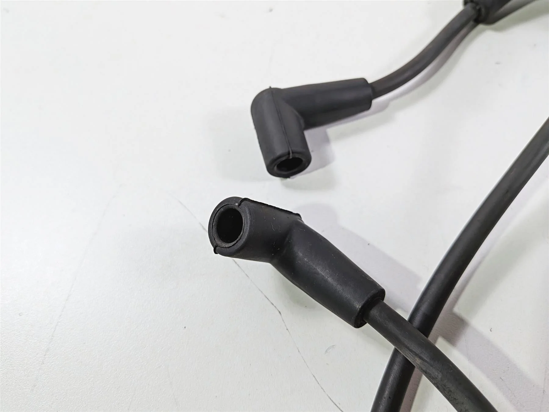 2012 Harley Softail FLSTF Fat Boy Ignition Coil Wires Plug Set 31696-07A - Image 10