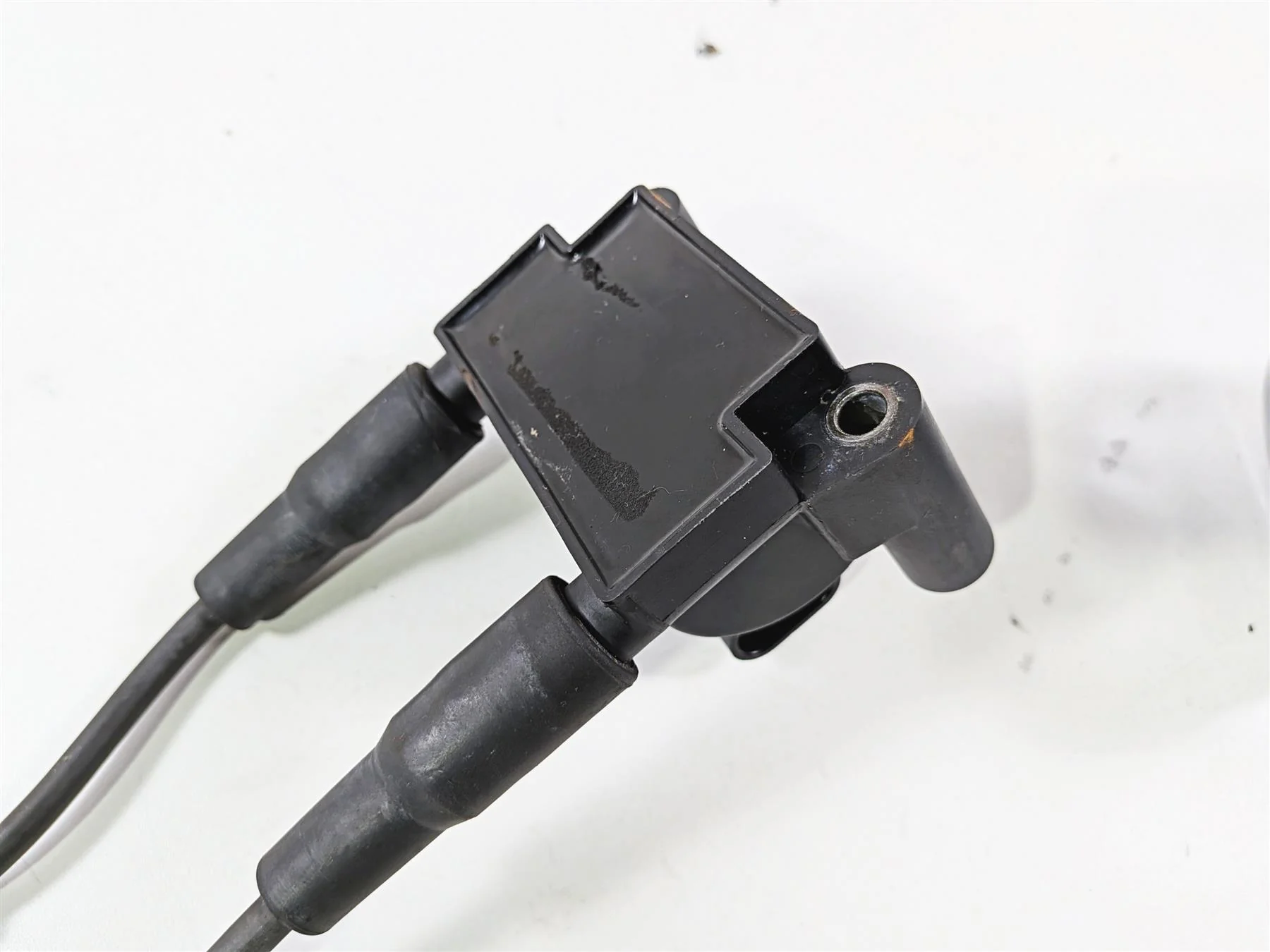 2012 Harley Softail FLSTF Fat Boy Ignition Coil Wires Plug Set 31696-07A - Image 9