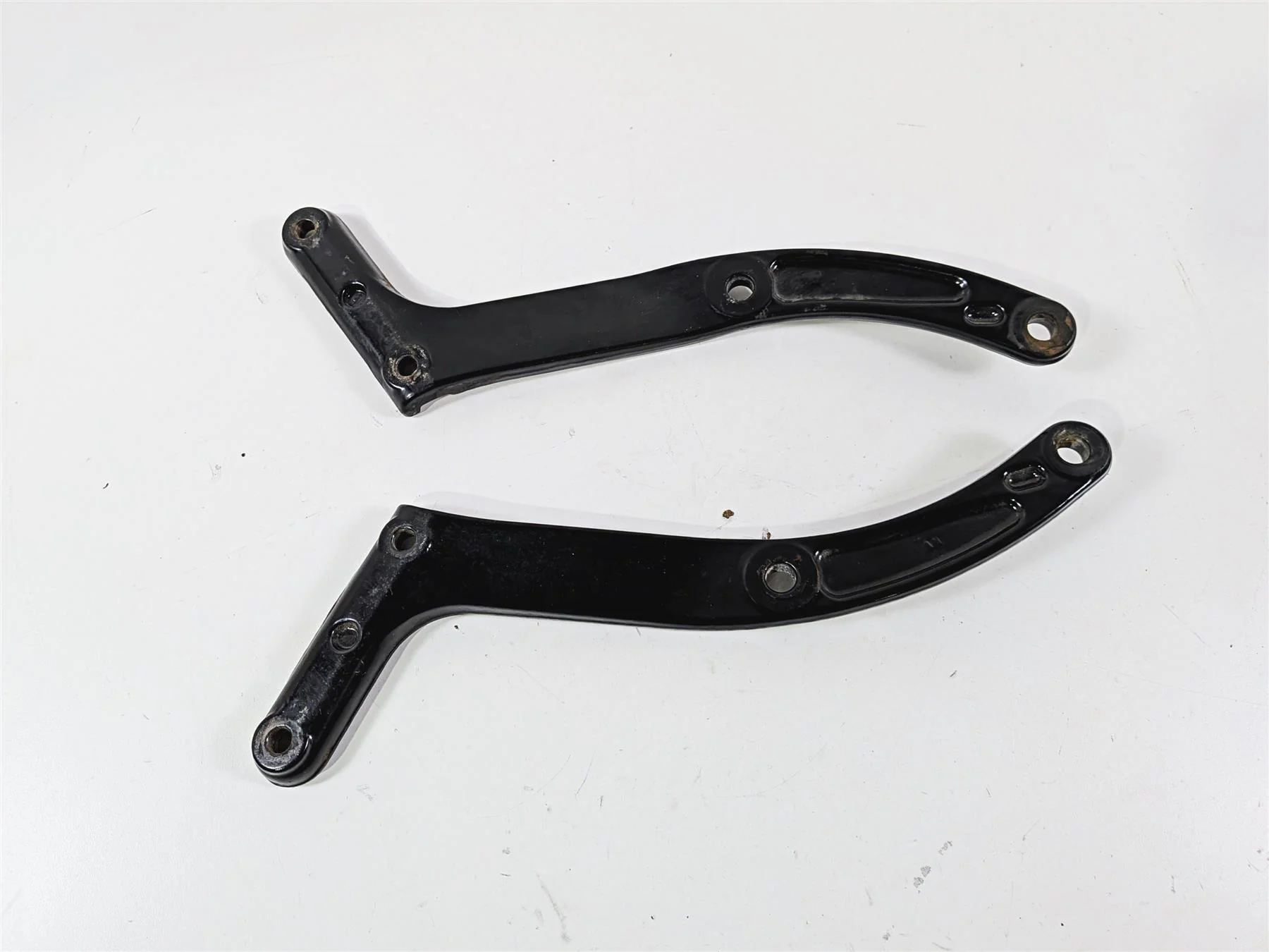 2012 Harley Softail FLSTF Fat Boy Rear Under Braces Frame Struts 47814-08