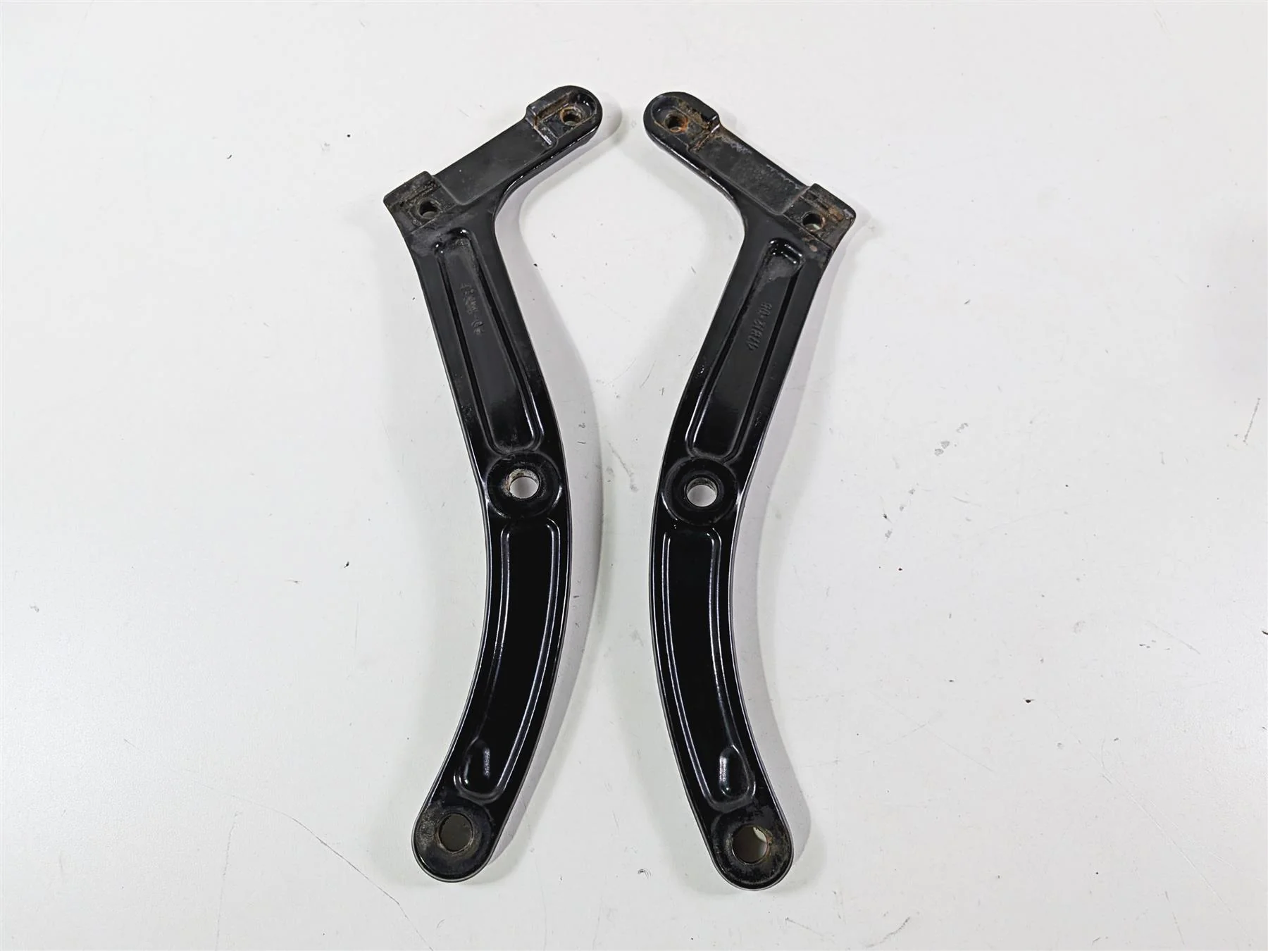 2012 Harley Softail FLSTF Fat Boy Rear Under Braces Frame Struts 47814-08 - Image 6