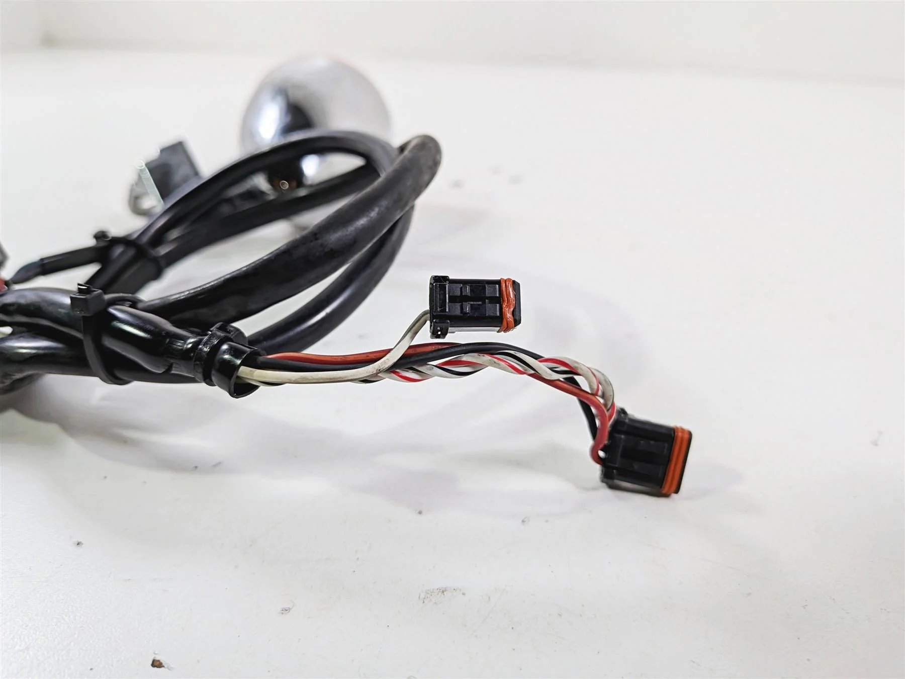 2012 Harley Softail FLSTF Fat Boy Right Front Blinker Control Panel 72944-12 - Image 8