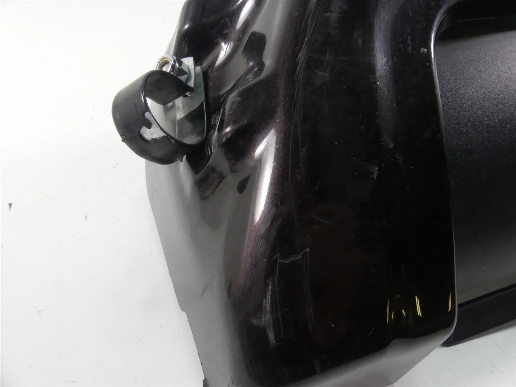 2012 Harley Touring FLHTK Electra Glide Right Side Lower Leg Fairing 58817-05A - Image 9