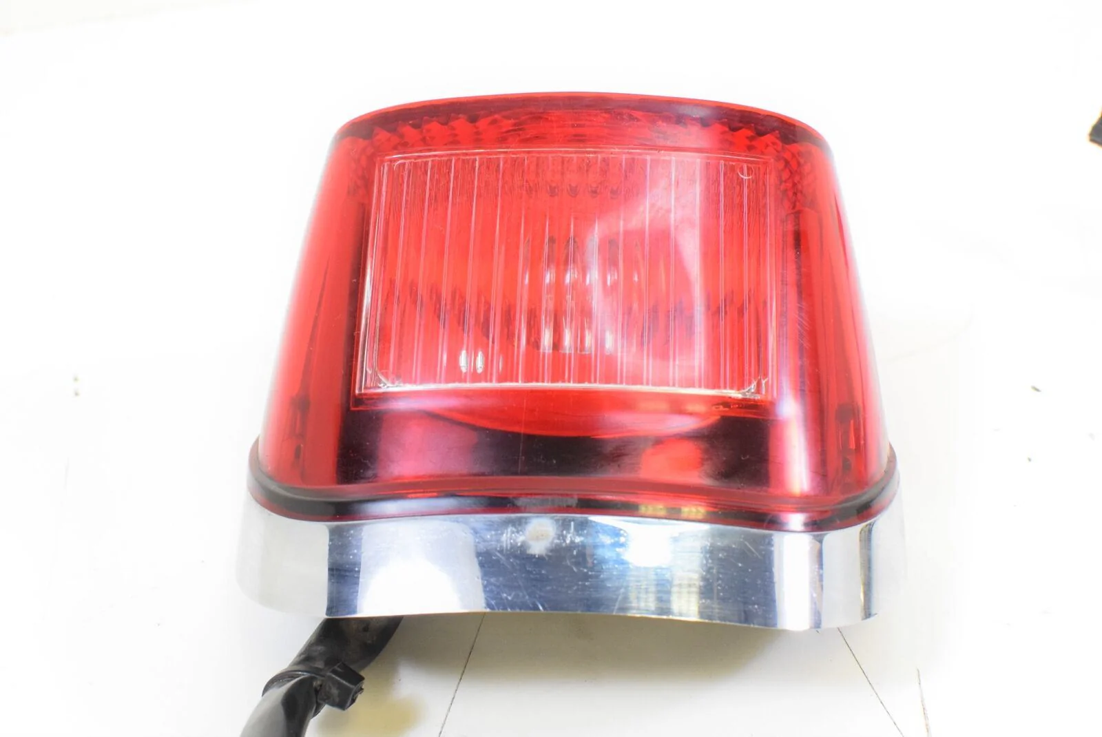 2012 Harley  Touring FLHTK Electra Glide Taillight Tail Light Lamp Set 68140-04 - Image 4