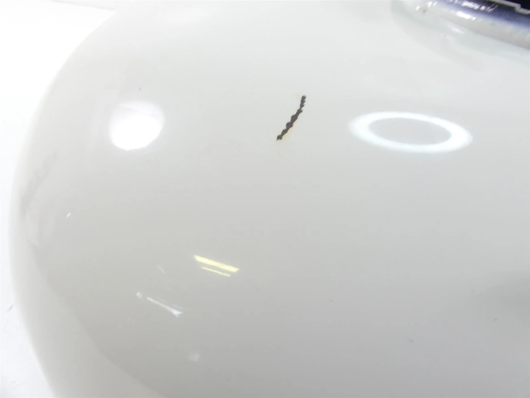 2012 Harley Touring FLHTP Electra Glide Fuel Gas Petrol Tank - Read 61356-08 - Image 7