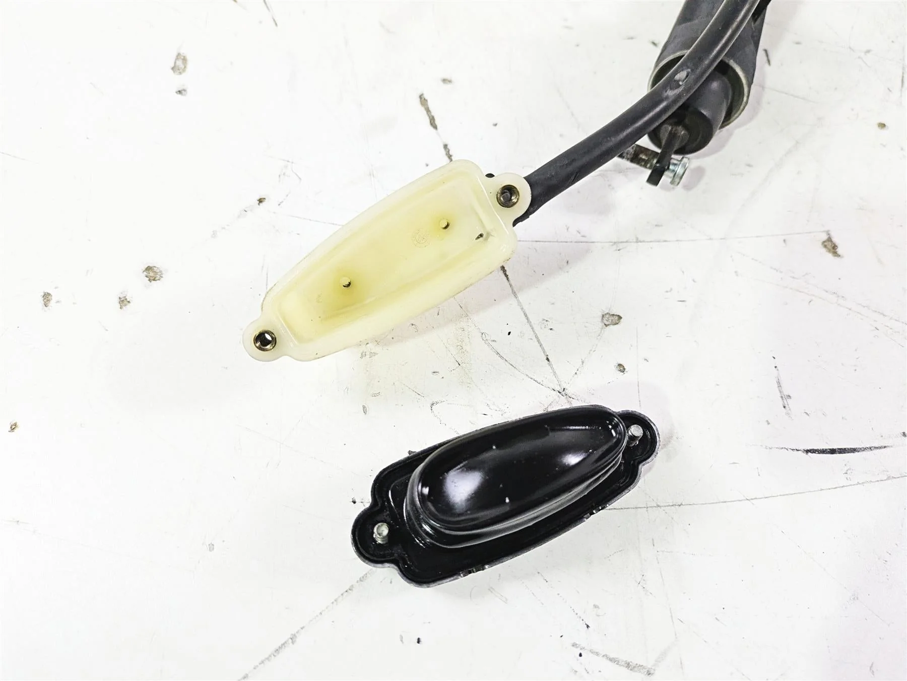 2012 Harley VRSCF Muscle V Rod Brembo Rear Brake Master Cylinder 44740-06A - Image 12