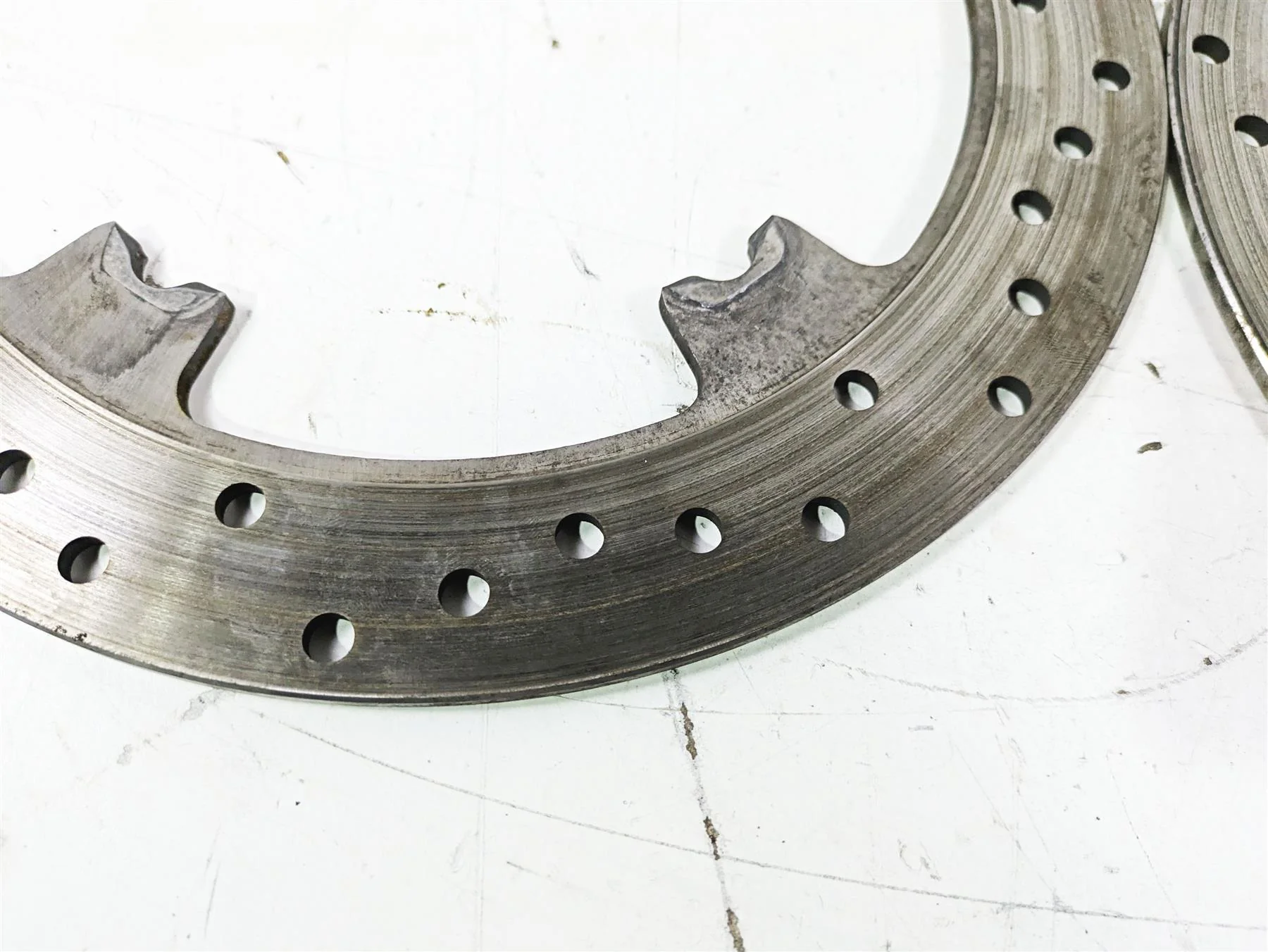 2012 Harley VRSCF Muscle V Rod Front Brake Rotor Disc Set 44553-06A - Image 8