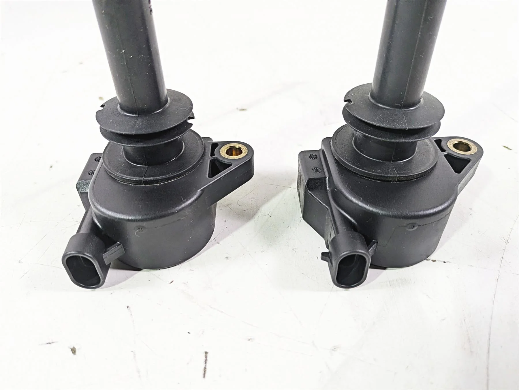2012 Harley VRSCF Muscle V Rod Ignition Coil Stick Coil Set 32477-01A - Image 5