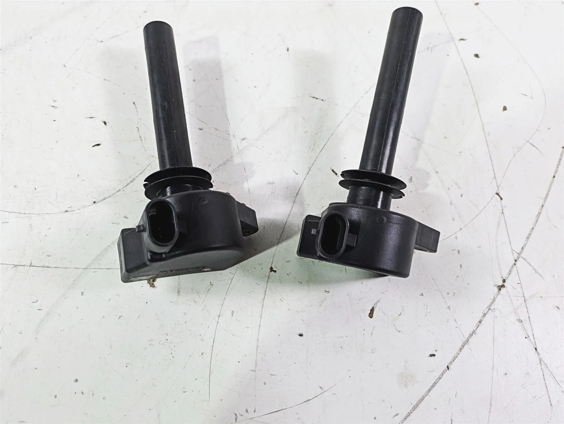 2012 Harley VRSCF Muscle V Rod Ignition Coil Stick Coil Set 32477-01A - Image 9