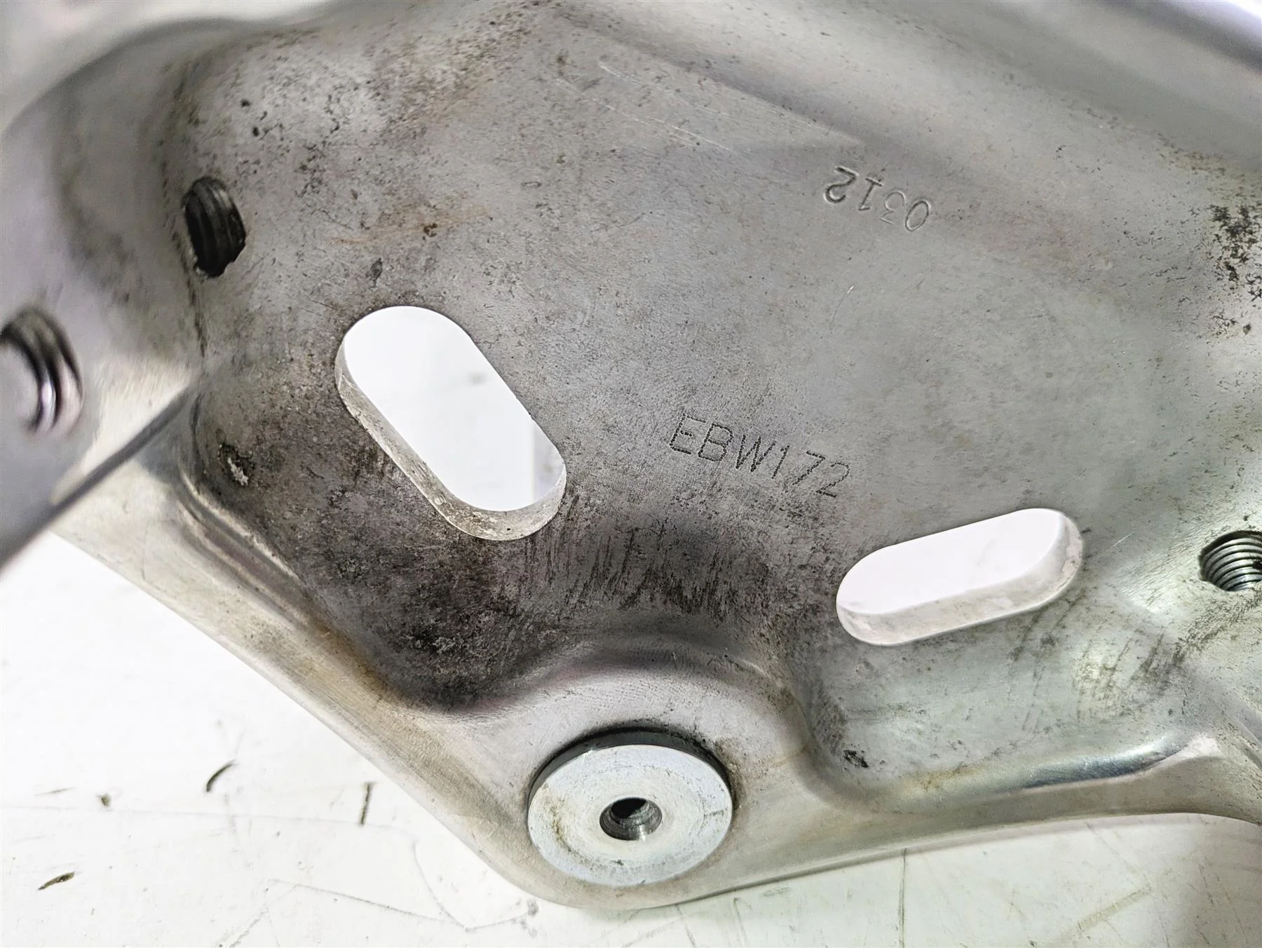 2012 Harley VRSCF Muscle V Rod Lower Triple Tree Steering Clamp 46892-09B - Image 10