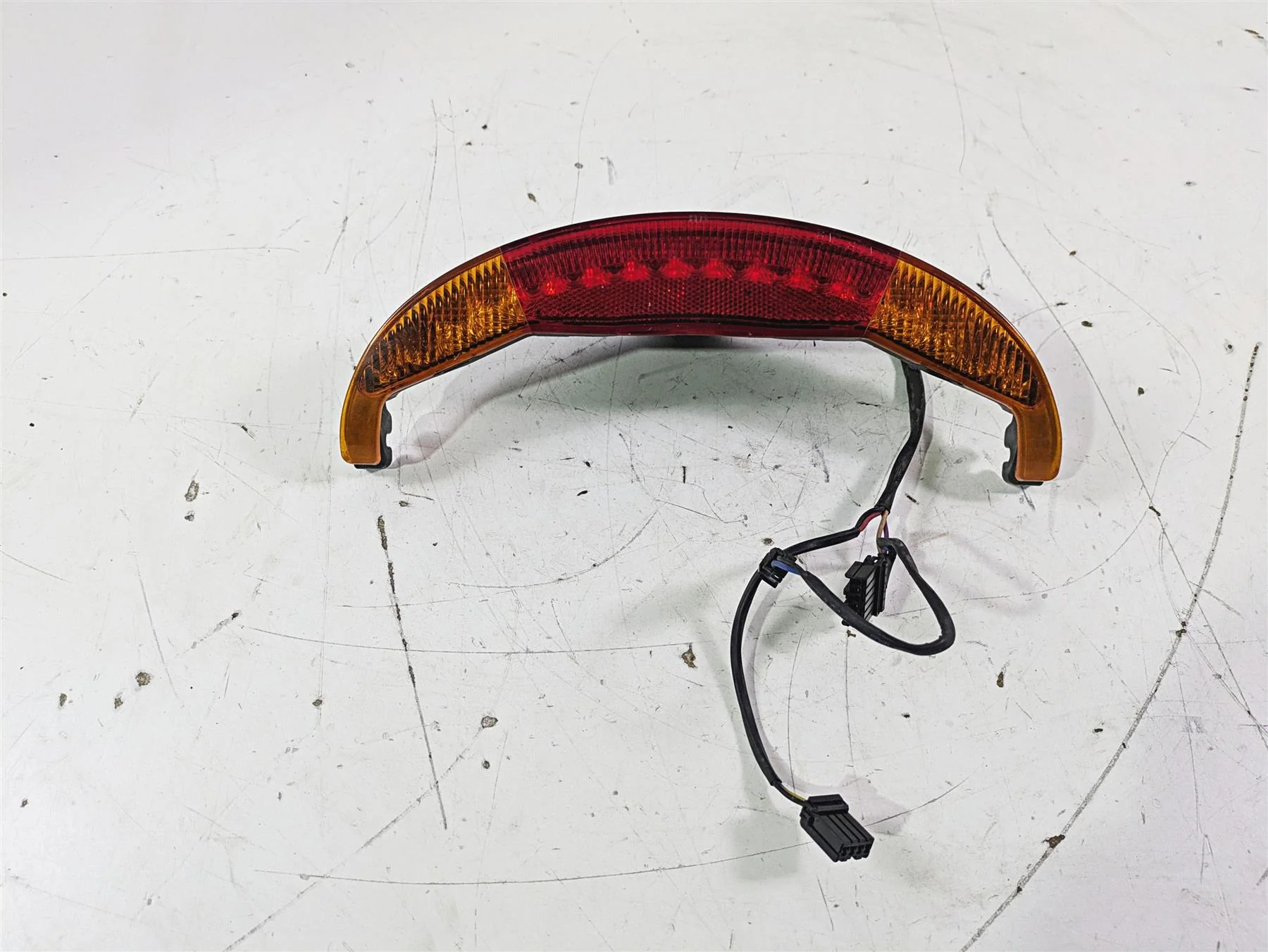 2012 Harley VRSCF Muscle V Rod Nice Taillight Turn Signal Brake Lamp 69391-09