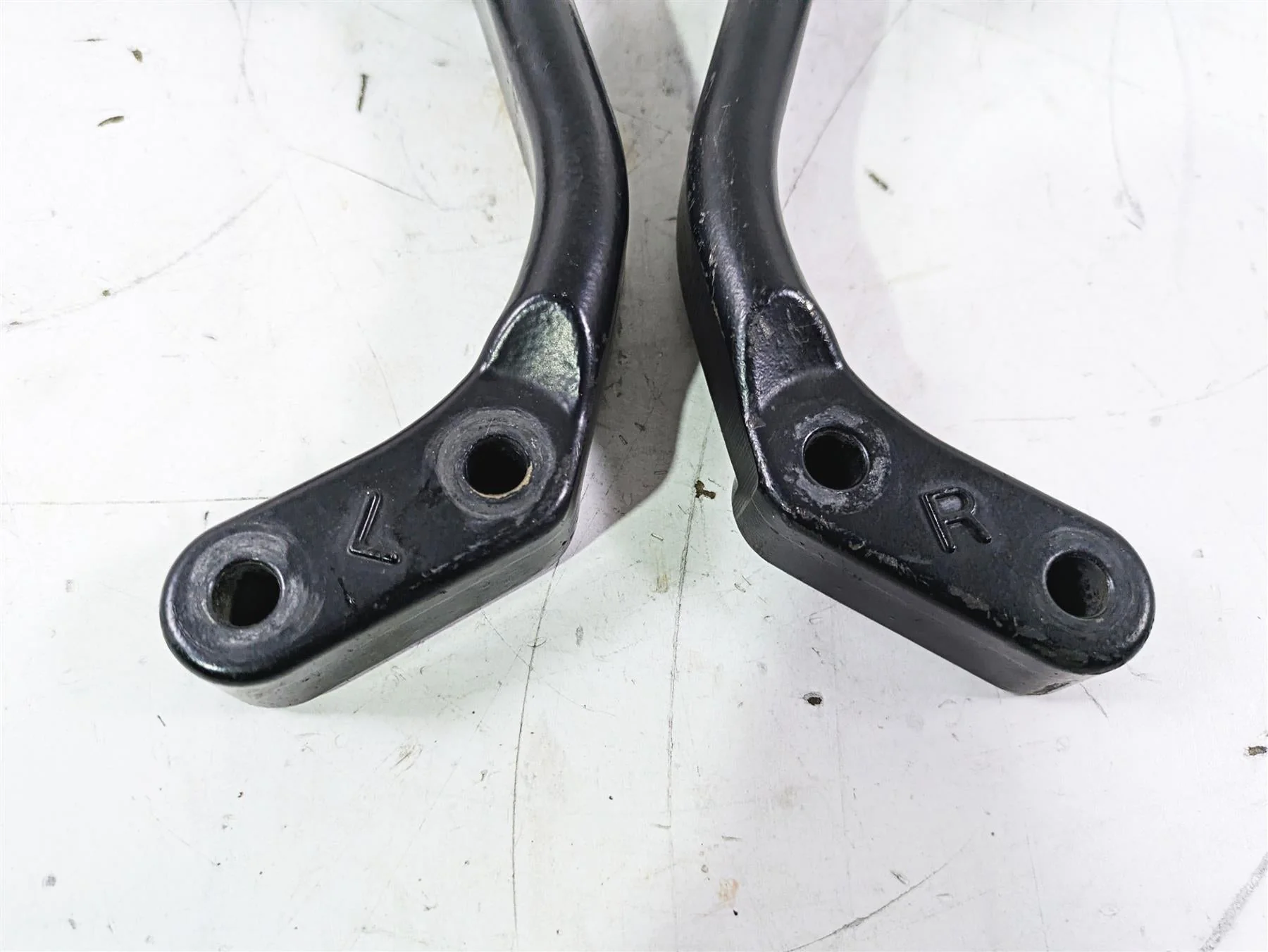 2012 Harley VRSCF Muscle V Rod Rear Passenger Footpeg Set 50822-09 50826-09 - Image 11