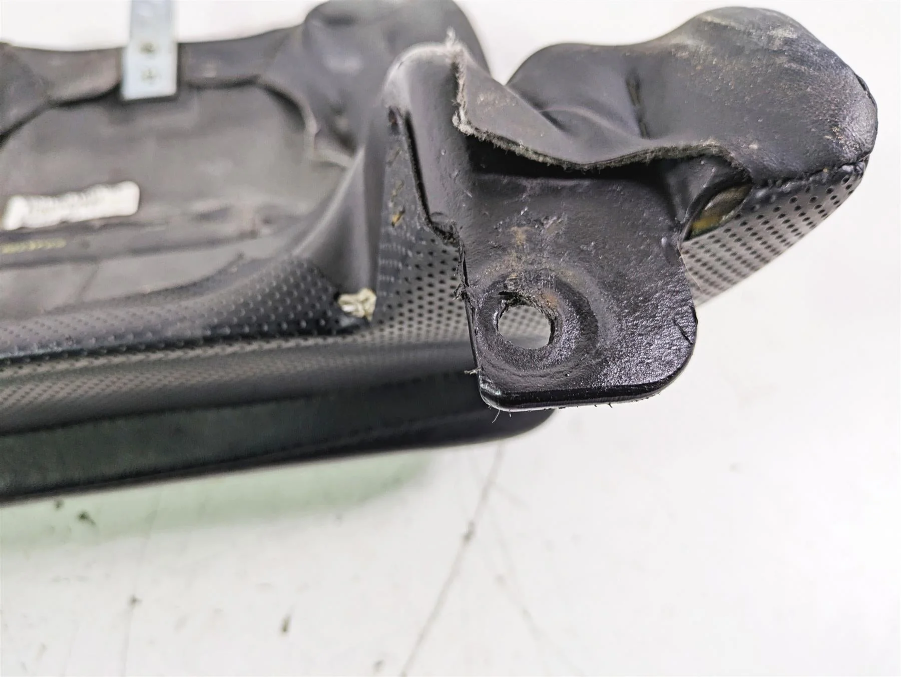 2012 Harley VRSCF Muscle V Rod Rear Passenger Seat Saddle - Read 52438-09 - Image 10
