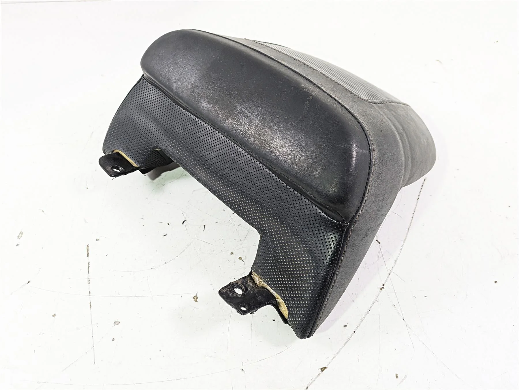 2012 Harley VRSCF Muscle V Rod Rear Passenger Seat Saddle - Read 52438-09 - Image 11