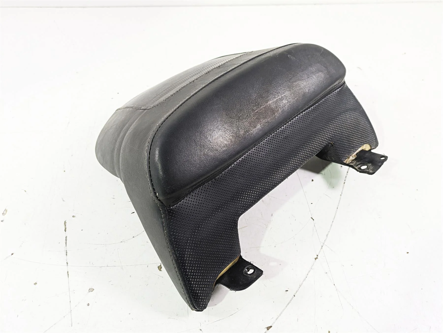 2012 Harley VRSCF Muscle V Rod Rear Passenger Seat Saddle - Read 52438-09 - Image 12
