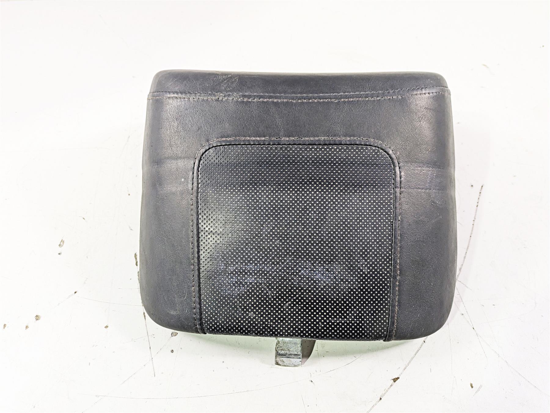 2012 Harley VRSCF Muscle V Rod Rear Passenger Seat Saddle - Read 52438-09 - Image 3