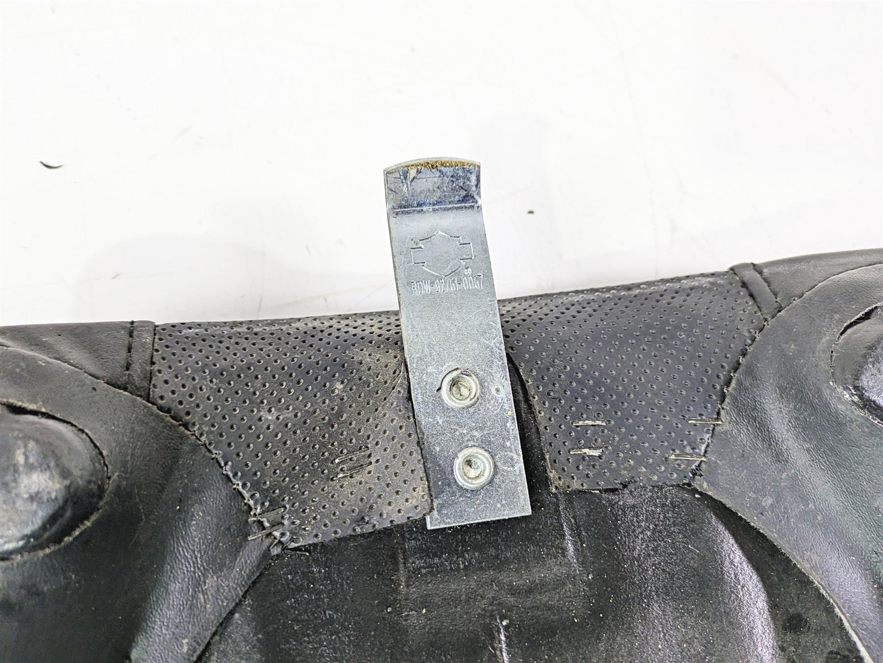 2012 Harley VRSCF Muscle V Rod Rear Passenger Seat Saddle - Read 52438-09 - Image 8