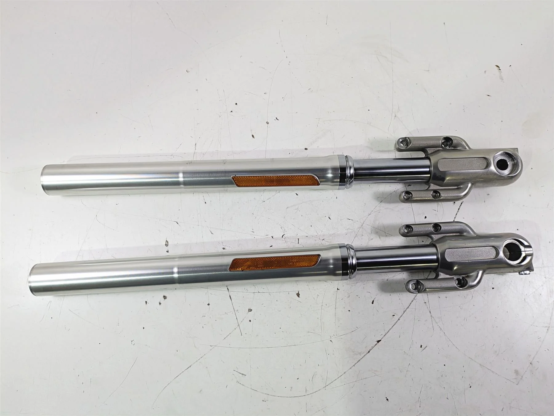 2012 Harley VRSCF Muscle V Rod Straight Front Fork Leg Set 48700-09 48701-09