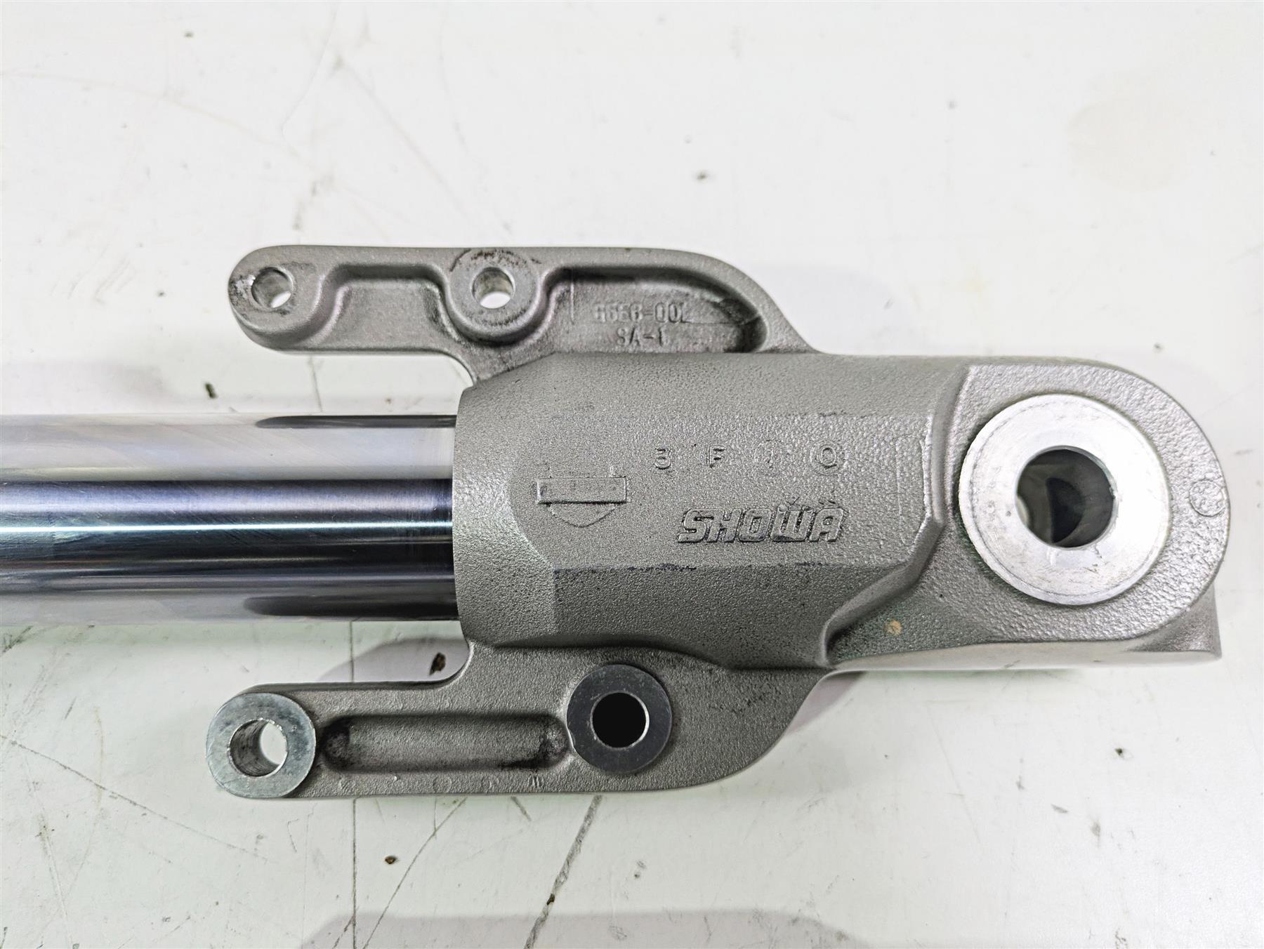 2012 Harley VRSCF Muscle V Rod Straight Front Fork Leg Set 48700-09 48701-09 - Image 3