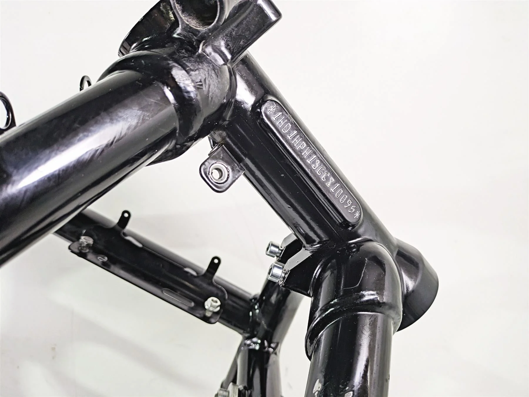 2012 Harley VRSCF Muscle V Rod Straight Main Frame Chassis With Clean Arizona Title 47764-08 - Image 2