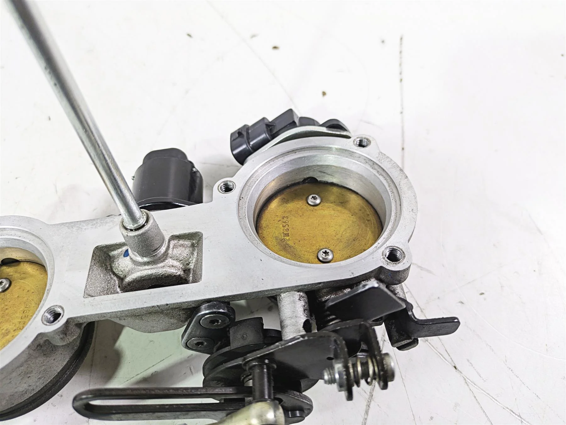 2012 Harley VRSCF Muscle V Rod Throttle Body Bodies - Read 27657-01 - Image 10