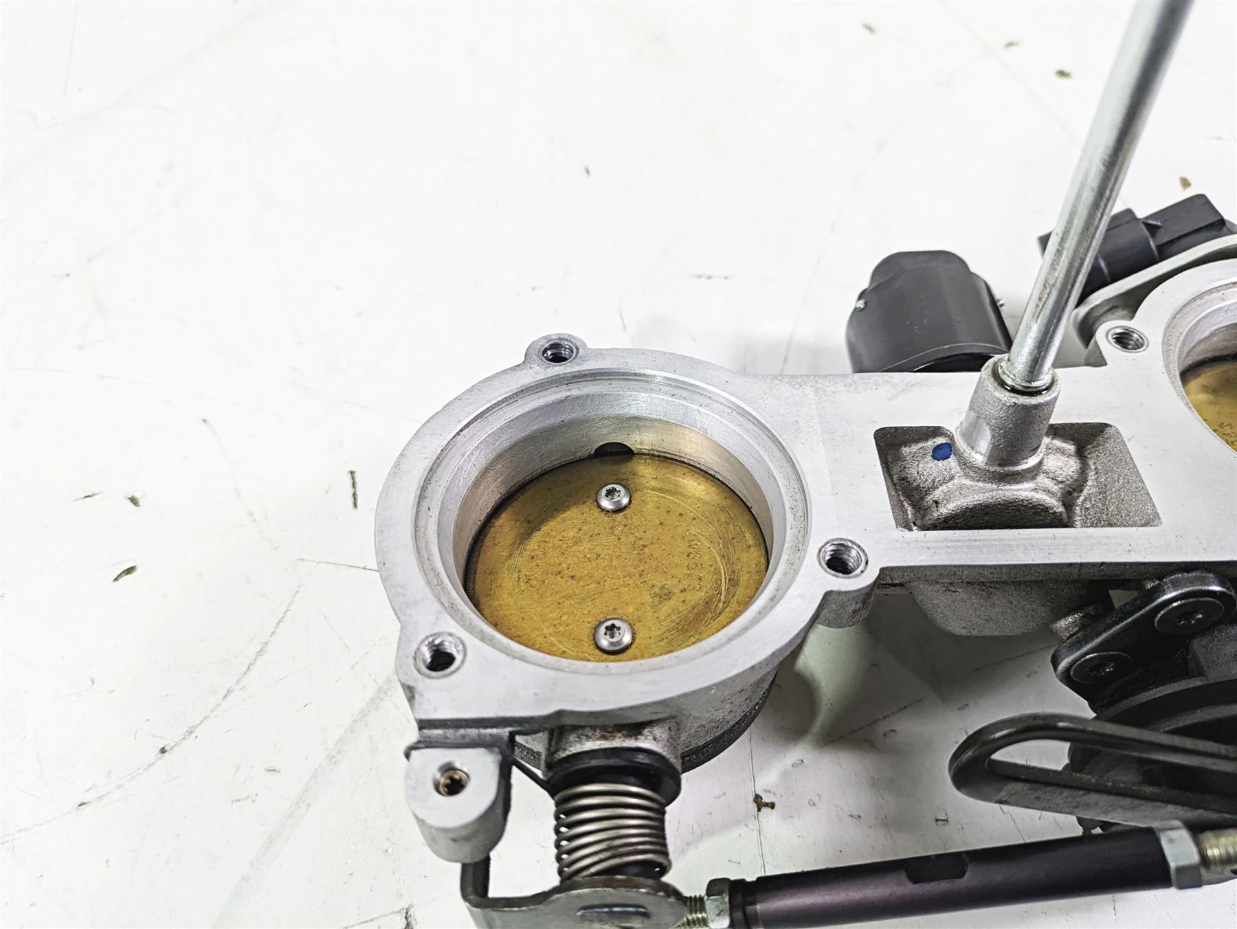2012 Harley VRSCF Muscle V Rod Throttle Body Bodies - Read 27657-01 - Image 9
