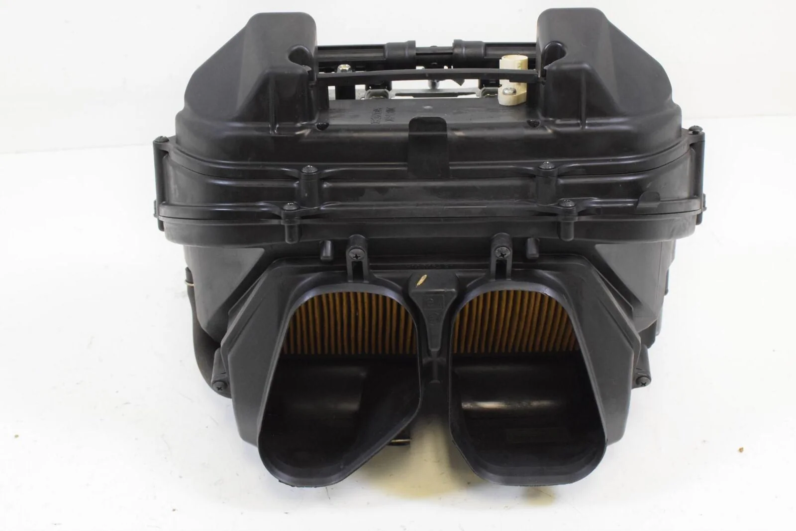 2012 Honda CBR600RR CBR600 RR Fuel Injectors Air Box Cleaner Breather 17220-MFJ- - Image 2