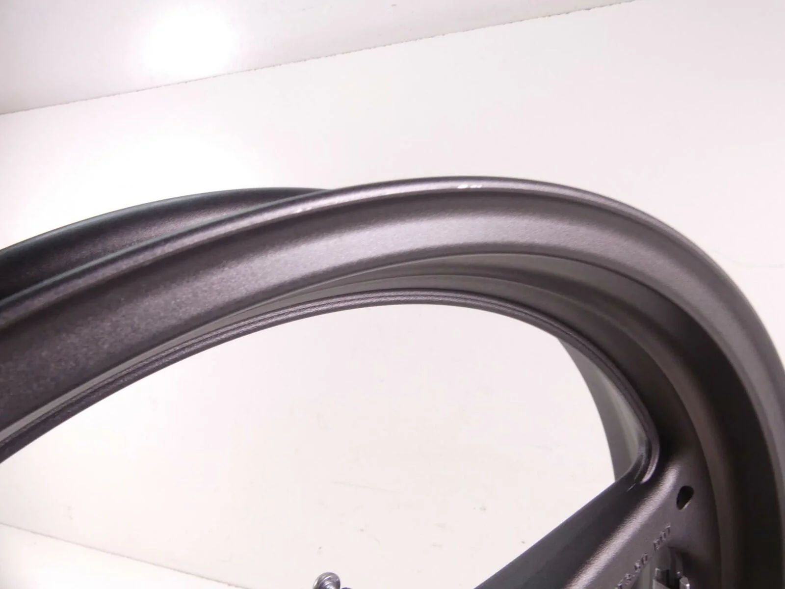 2012 Honda CBR600RR Front Straight Enkei Rim Wheel 17x 3.5 44650-MFJ-308 - Image 9
