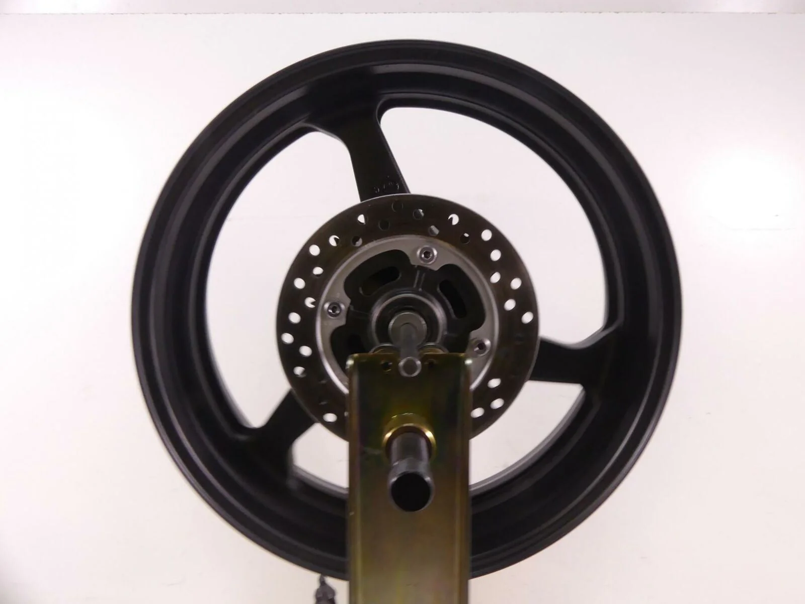 2012 Honda CBR600RR Rear Straight Enkei Rim Wheel 17x 5.5 42650-MFJ-308 - Image 4
