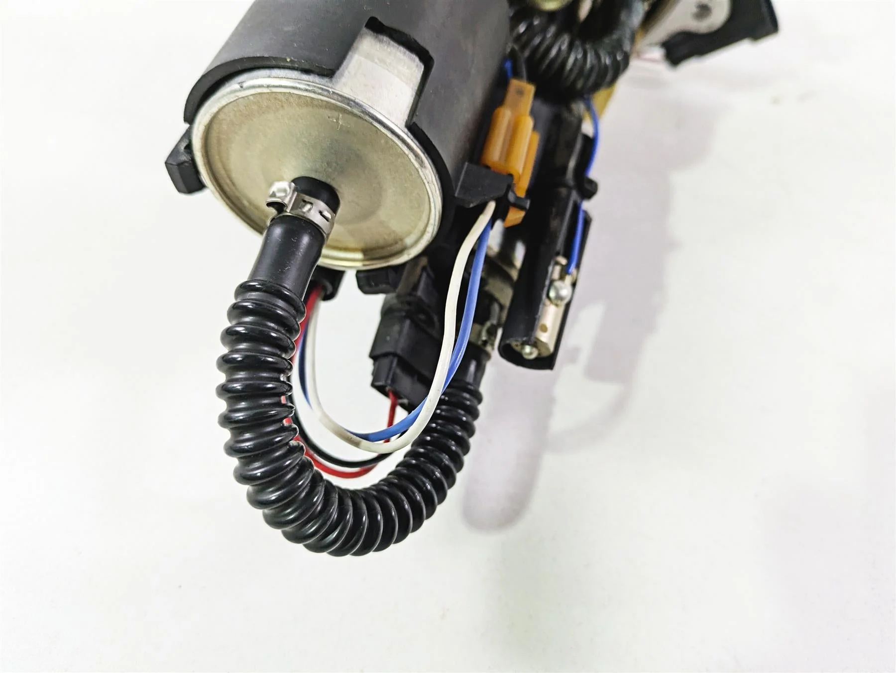 2012 Mv Agusta F4 RR Fuel Gas Petrol Pump - Tested 8A00B1958 - Image 10