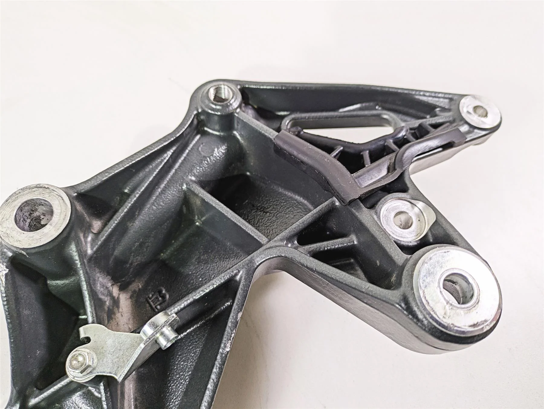 2012 Mv Agusta F4 RR Right Frame To Swingarm Bracket 8AB0B3478 - Image 12