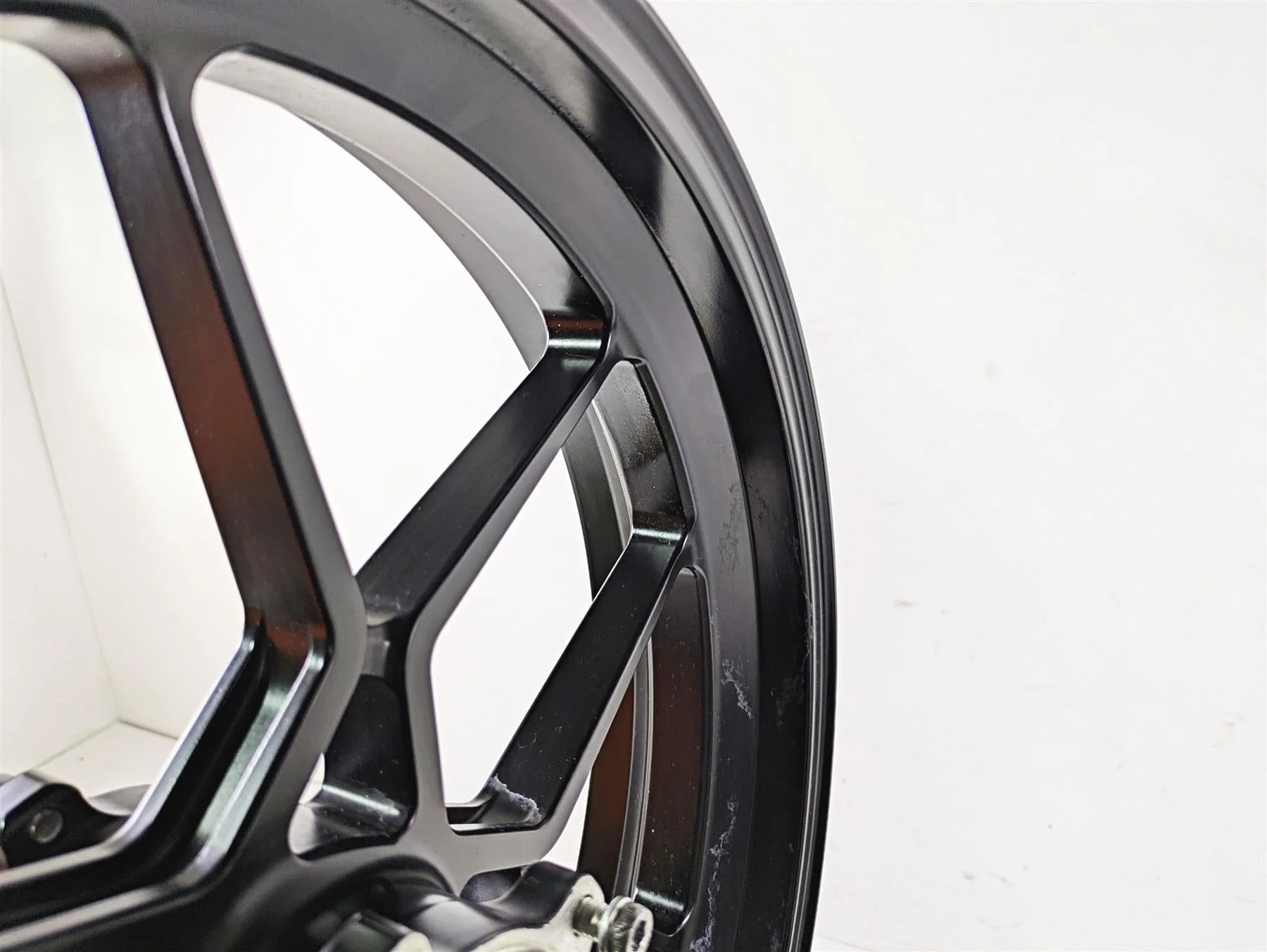 2012 Mv Agusta F4 RR Straight 17x3.5 Front Wheel Rim 8000B3352 - Image 9