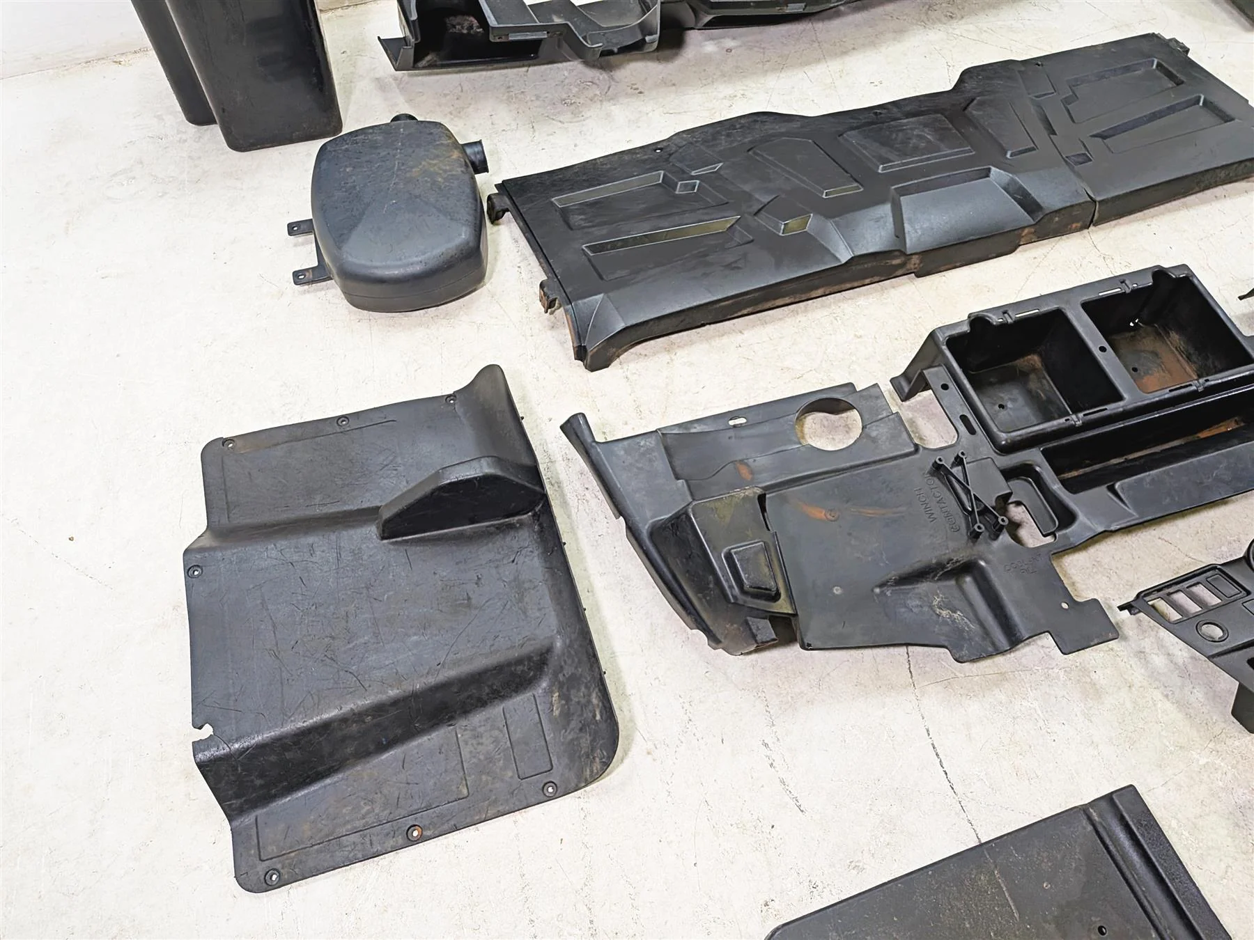 2012 Polaris Ranger 800 XP Front Bumper Light Cover & Interior Fairings 5437575 - Image 3