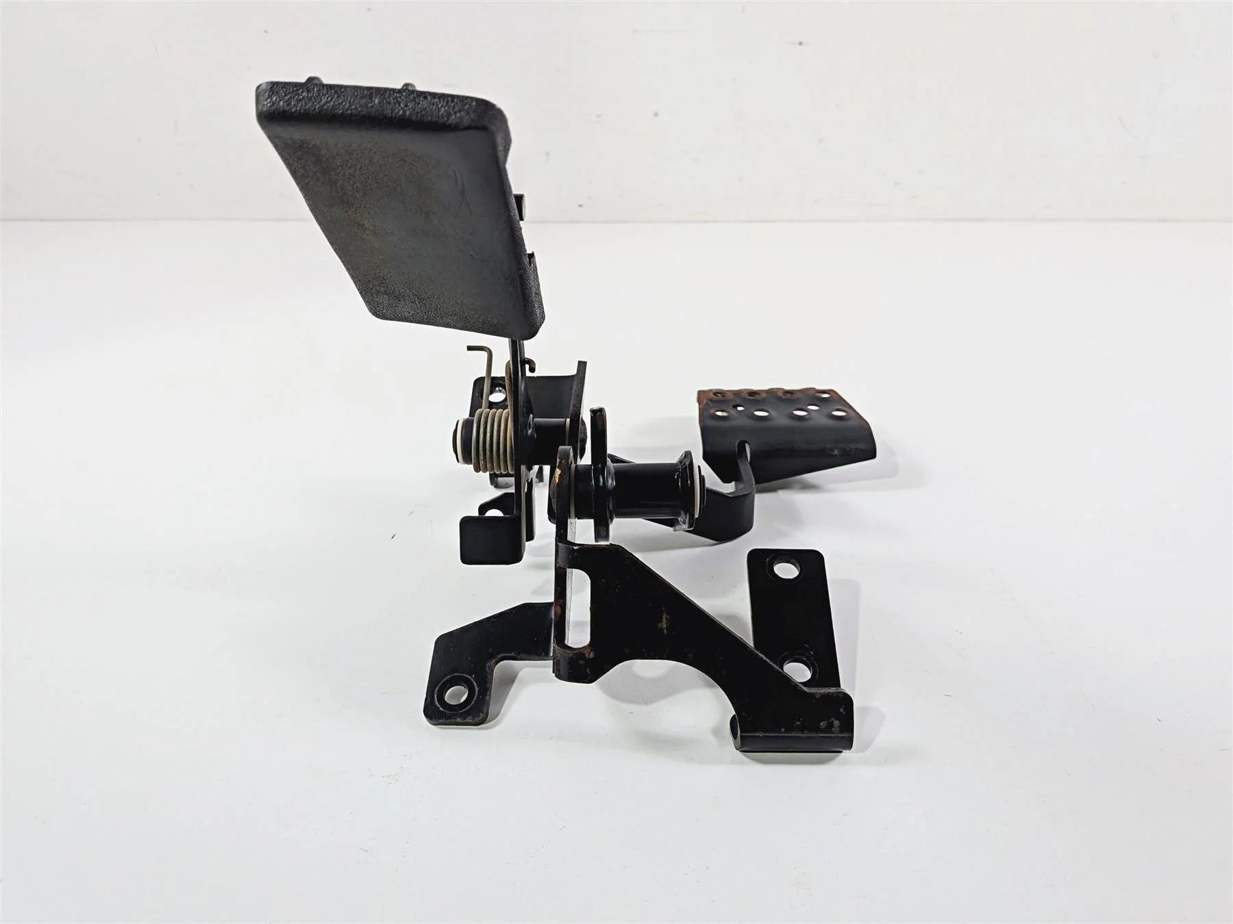 2012 Polaris Ranger 800 XP Gas & Brake Pedal Set & Mount Bracket 1018364 - Image 9