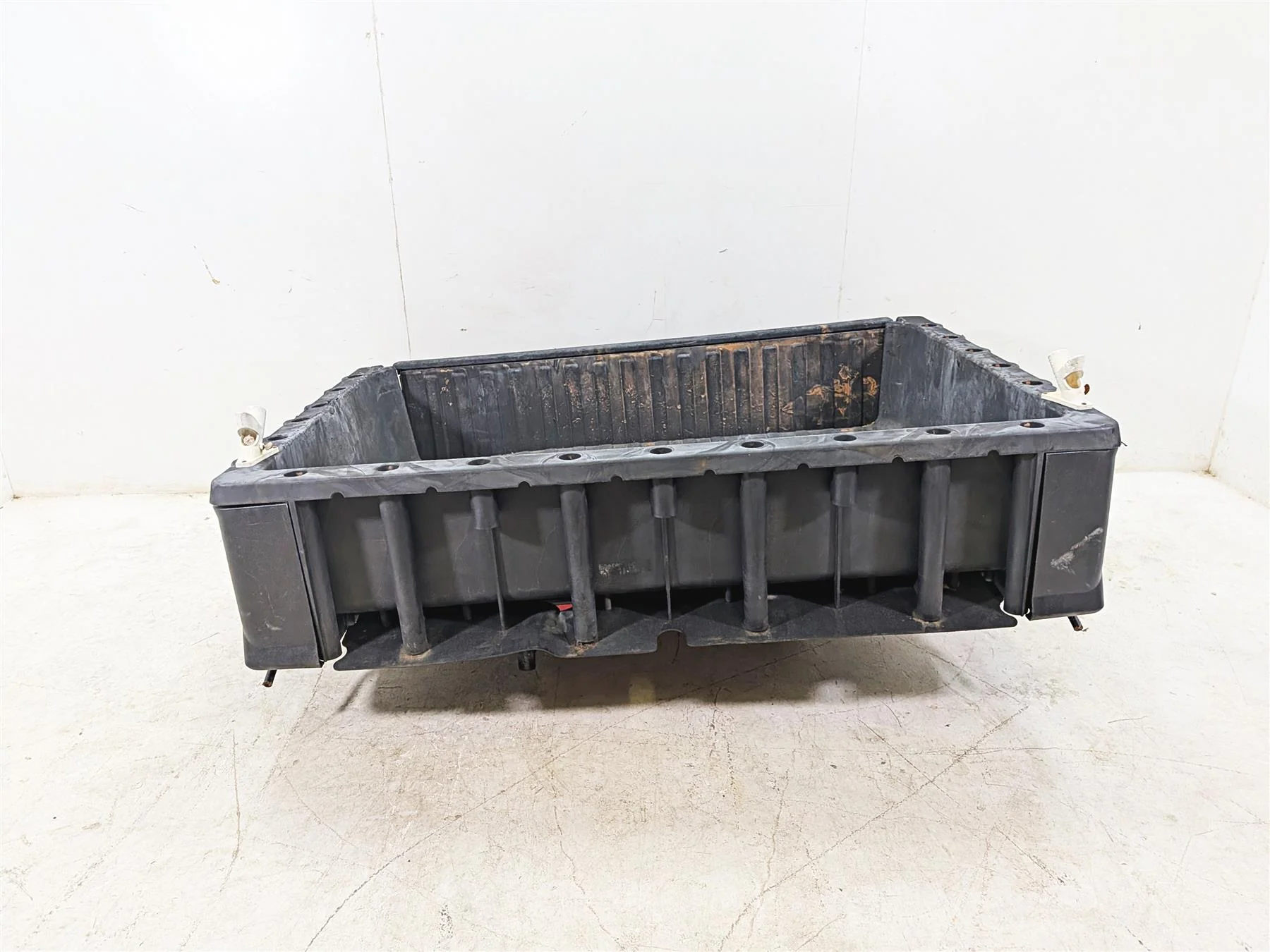 2012 Polaris Ranger 800 XP Rear Bed & Bumper Cargo Tail Gate Box 5438359 - Image 5