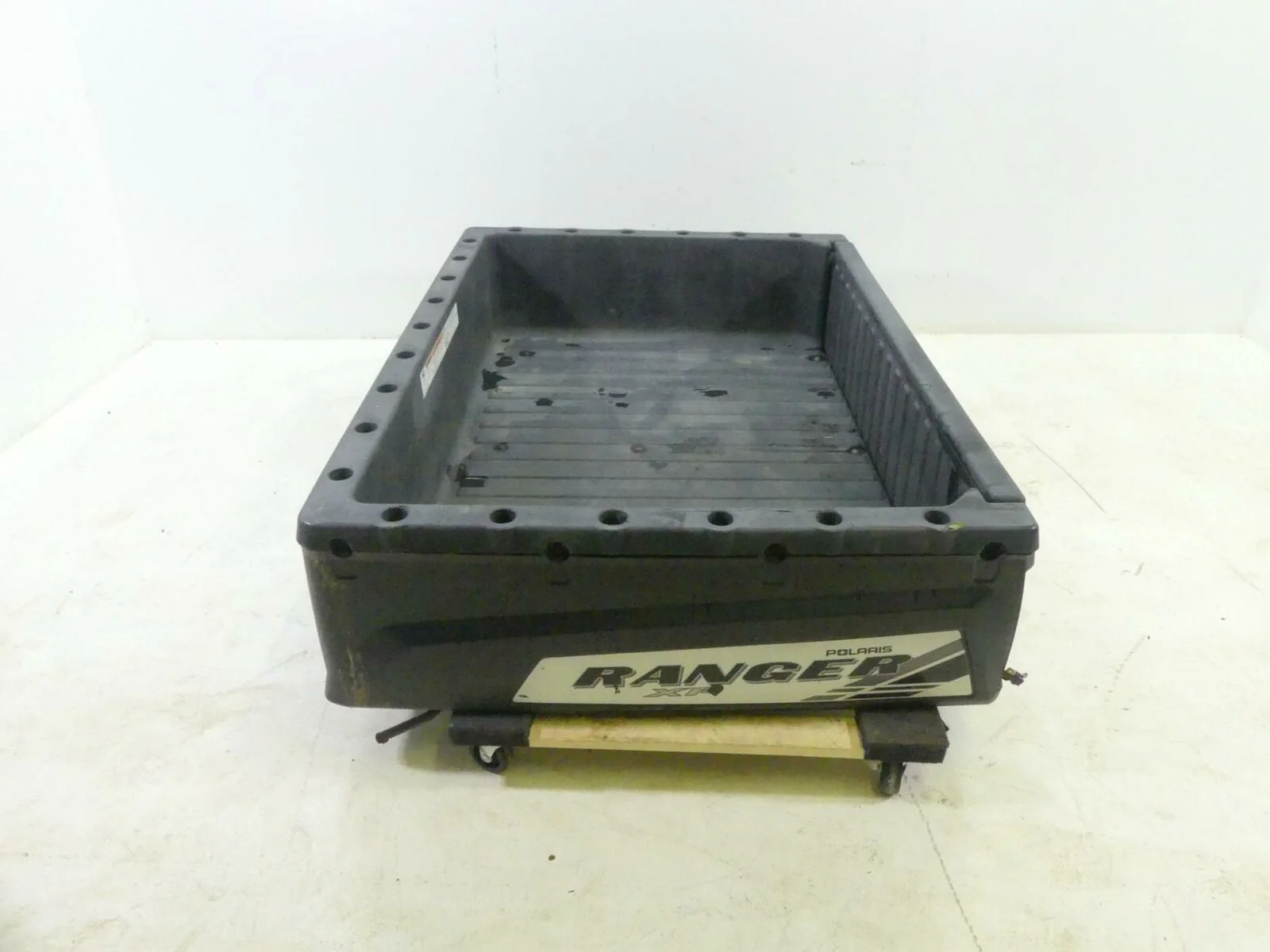 2012 Polaris Ranger 800XP Rear Short Storage Cargo Box Bed - Read 2634057-070 - Image 3