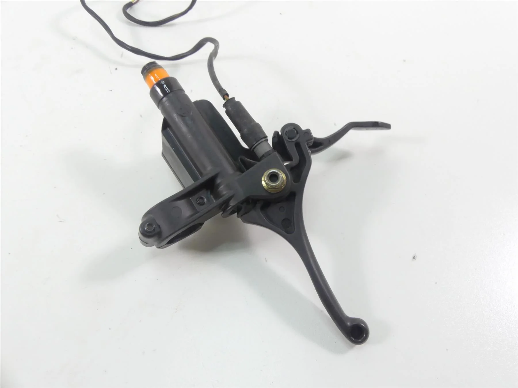2012 Ski-Doo Summit X 800R Etec Brembo Hand Brake Master Cylinder 507032510 - Image 3